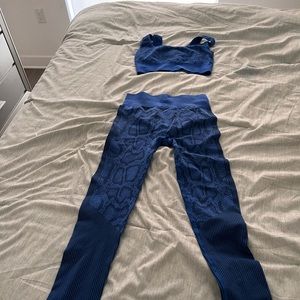 Amazon workout outfit